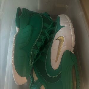 Nike Green and White High-Top Sneakers